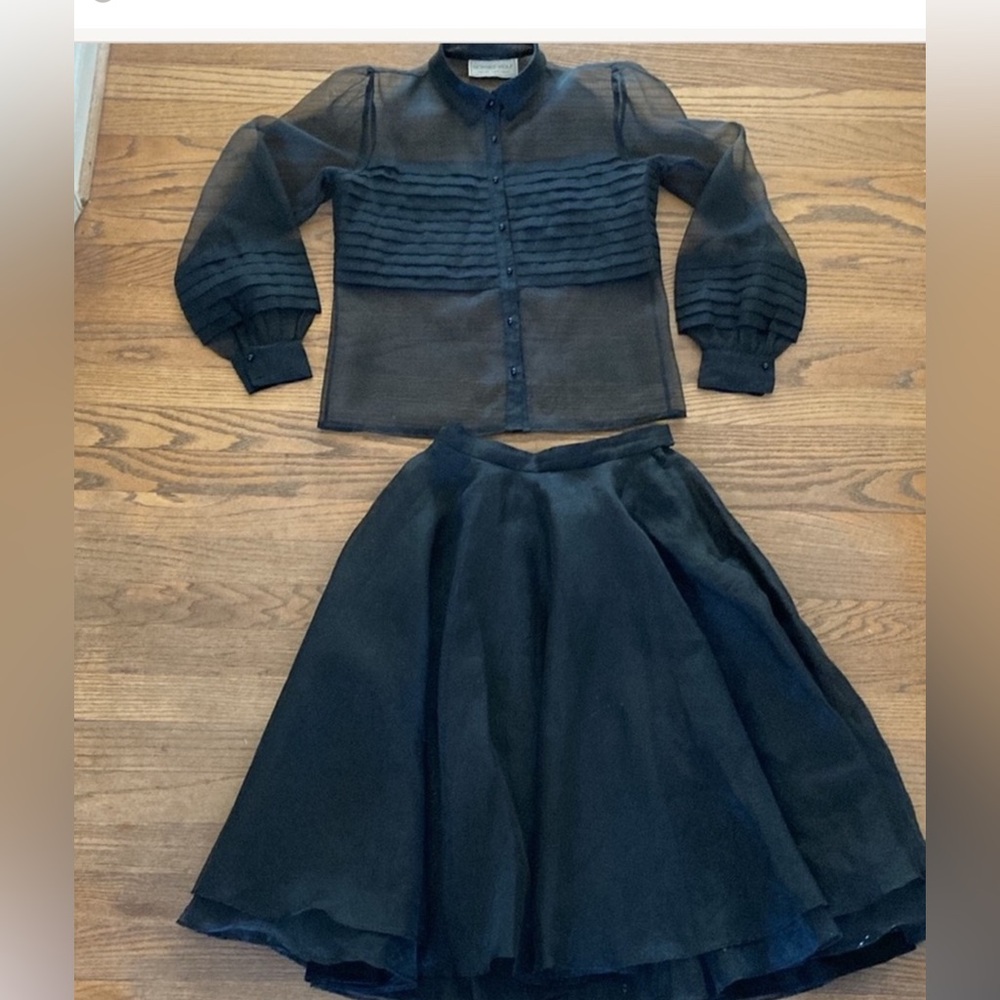 Vtg Howard Wolf 2 piece set